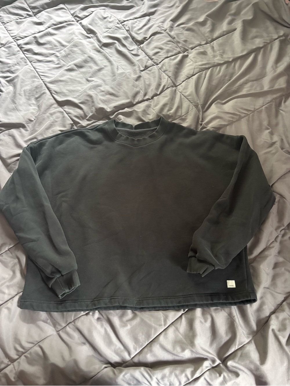 Vuori Black Women's Oversized Crewneck Sweatshirt